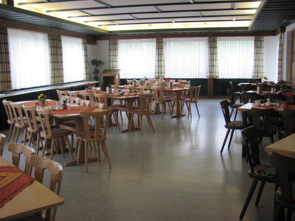 Hotel Negele Hohenfurch Экстерьер фото